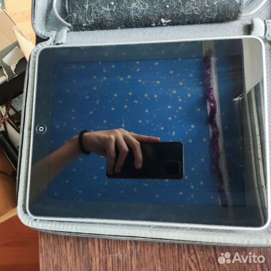 Телефоны и iPad на запчасти/ремонт