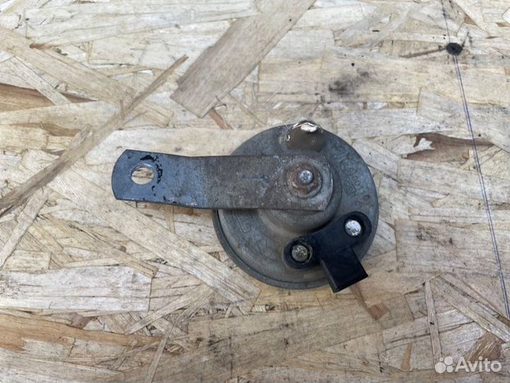 Звуковой сигнал LADA Vesta