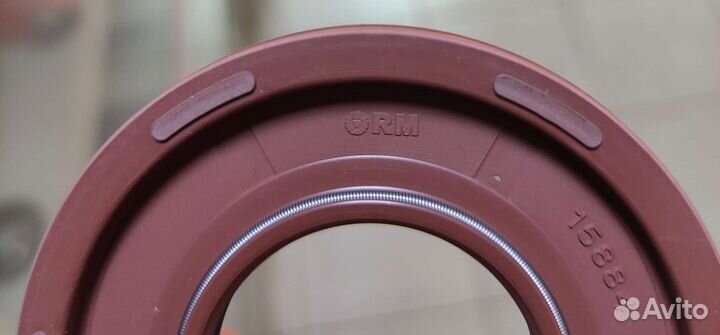 Манжеты коленвала снегохода Тайга оригинал (пара)