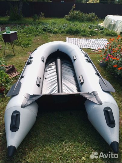 Лодка Bsdger 360