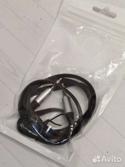 Аудио кабель AUX