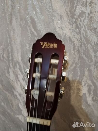 Гитара Valencia