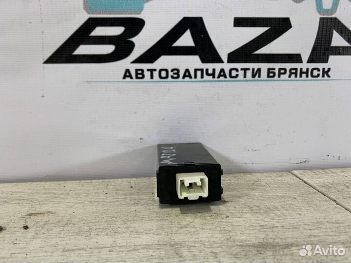 Блок управления бесключевым доступом Mazda CX 7