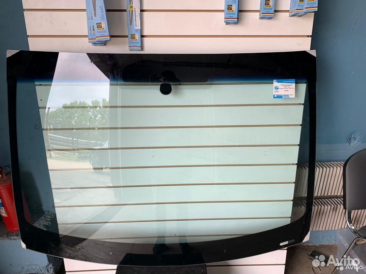 Лобовое стекло Лада Ларгус / Рено Логан