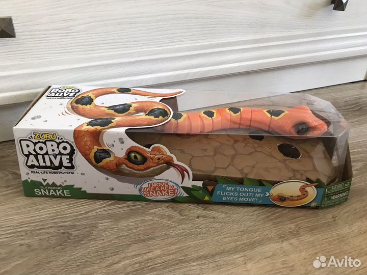 Робо змея на батарейках robo alive