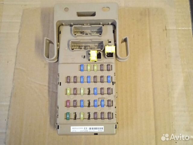 Блок предохранителей Subaru oytback br9 b14