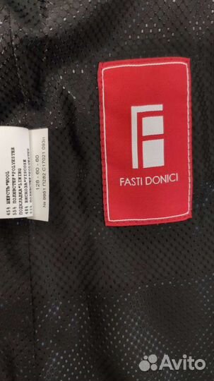 Продам пиджак на мальчика