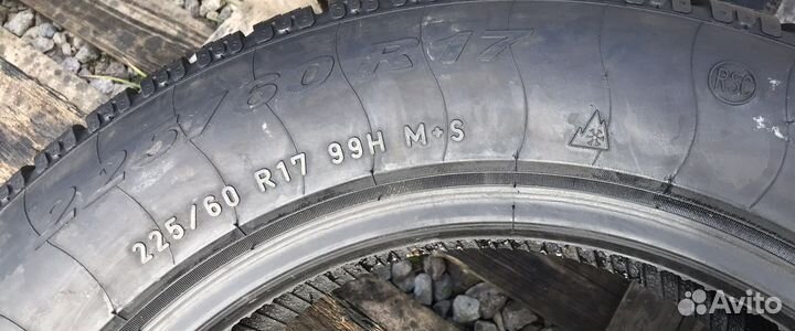 Pirelli Winter Sottozero 210 Serie II 225/60 R17 99H