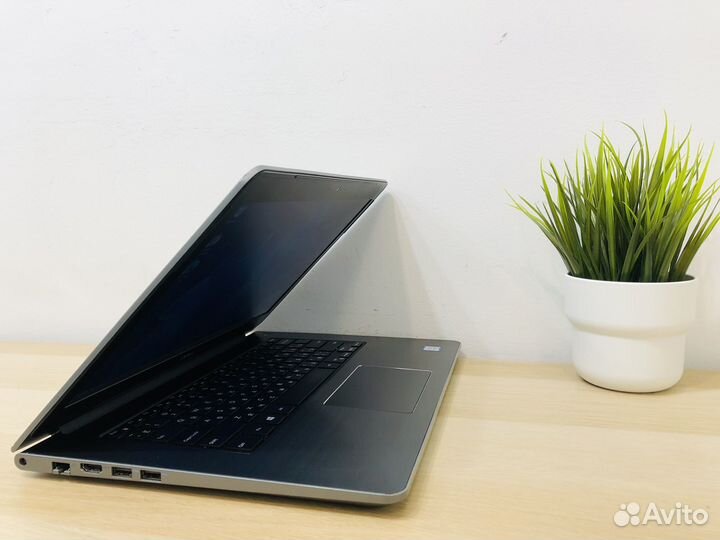 Игровой ноутбук Dell