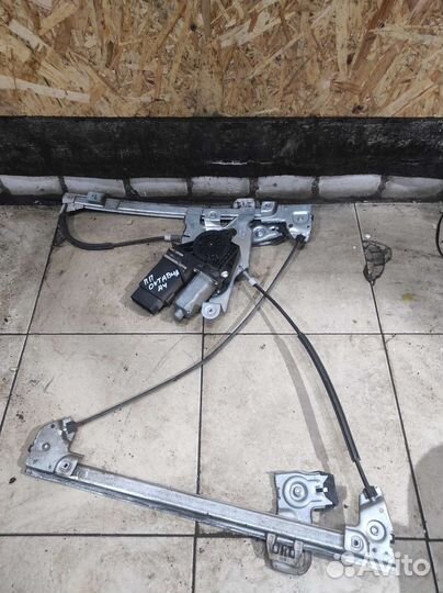 Стеклоподъемник передний правый Skoda Octavia a4