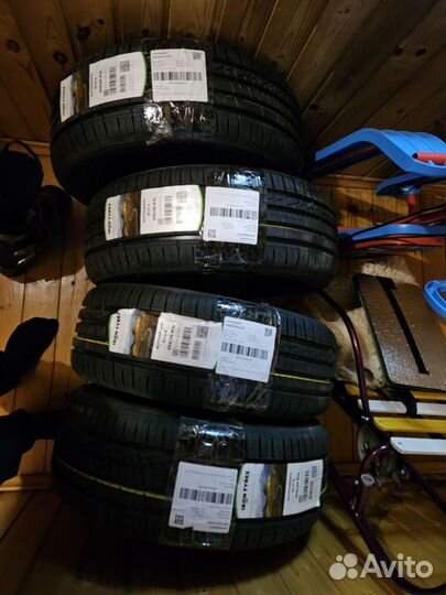 Ikon Tyres Autograph Eco 3 205/55 R16 94H