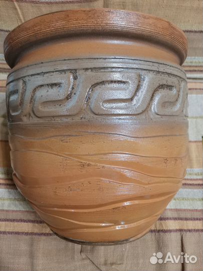 Продам горшок для цветов керамика, 15-18л