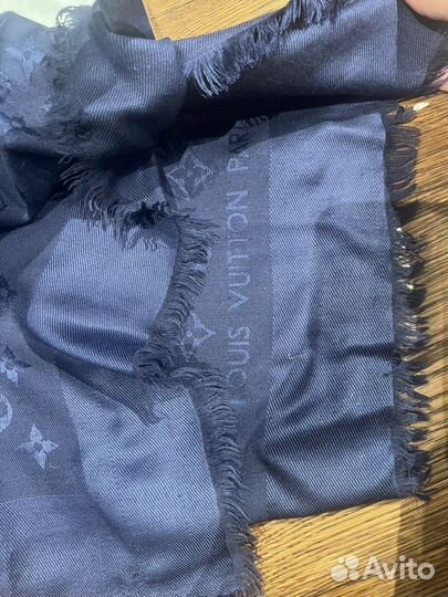 Шарфы и палантины Louis Vuitton