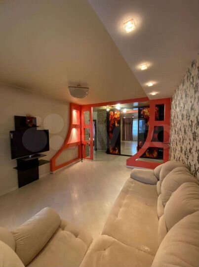 3-к. квартира, 100 м², 1/16 эт.