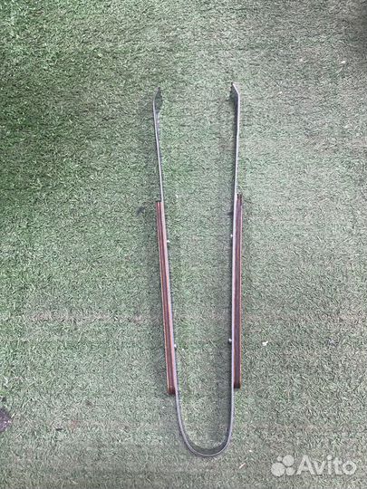 Щипцы для мяса с деревянными ручками