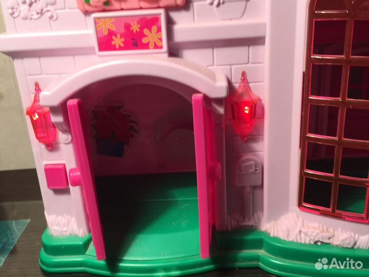 Домик кукольный