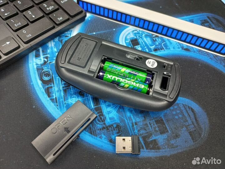 Комплект клавиатура С мышкой беспроводная