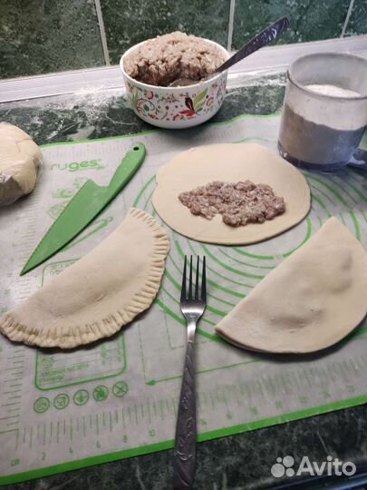 Пельмени, вареники, блины чебуреки домашние