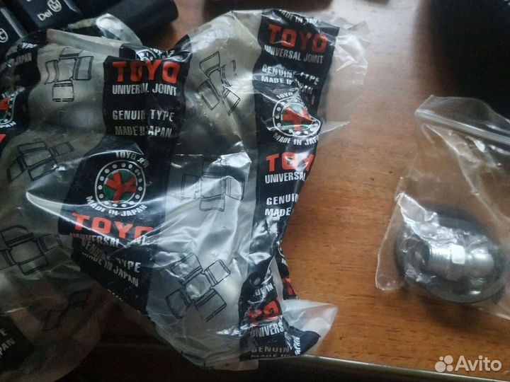 Крестовина кардана на Mitsubishi L200,Pagero Sport