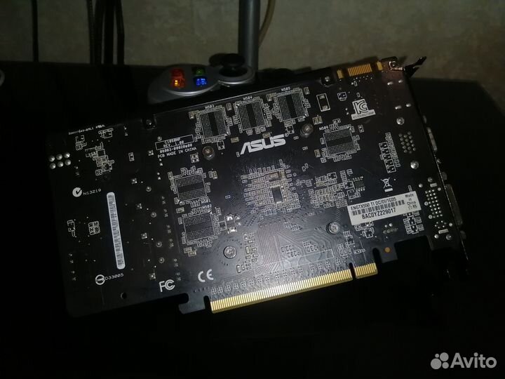 Видеокарта asus GTX 550Ti 1Gb 192Bit DDR5