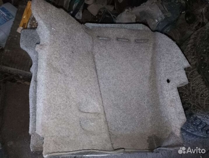 Обшивка багажника BMW e34