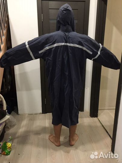 Плащ непромокаемый