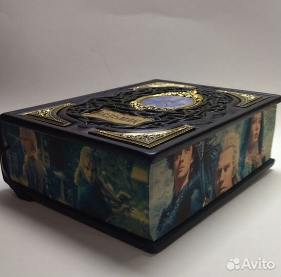 Ведьмак в кожаном переплёте. Подарочная книга