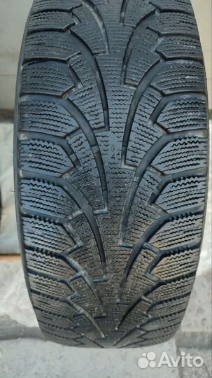 Nokian Tyres Hakkapeliitta RSi 215/65 R16 102R