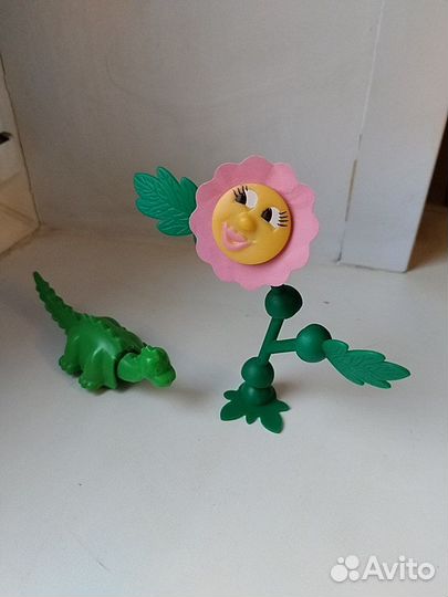Подвижные игрушки 90х из киндер-сюрпризов