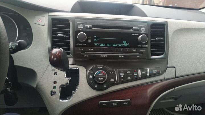 Магнитола для Toyota Sienna III 2010-2014