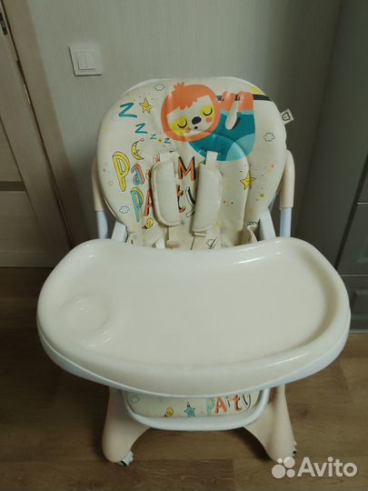 Детский столик для кормления