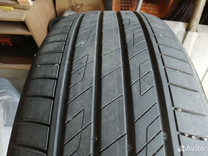 Kumho Solus HS63 225/55 R18 98V