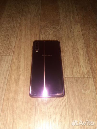 Samsung Galaxy A7 (2018), 4/128 ГБ