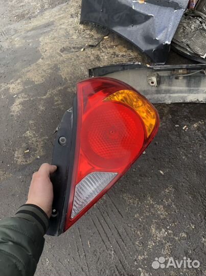 Правый фонарь Kia Spectra