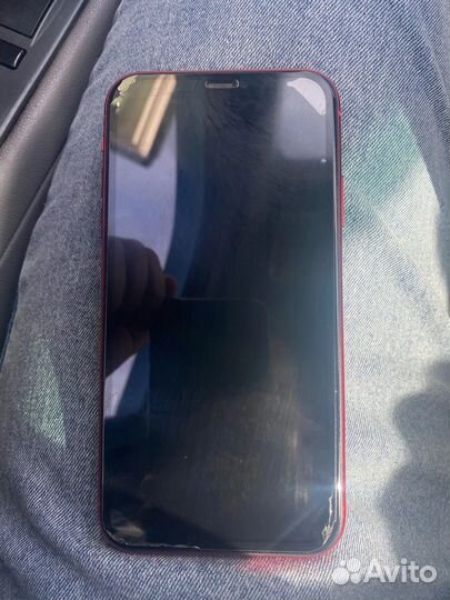 Телефон iPhone 11