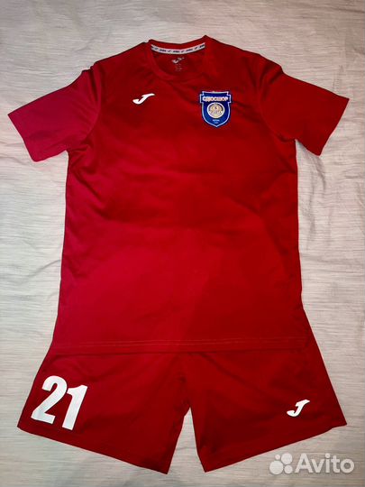 Футбольная форма Joma