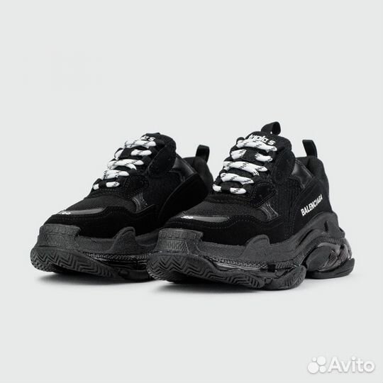 Женские Balenciaga Triple S Black