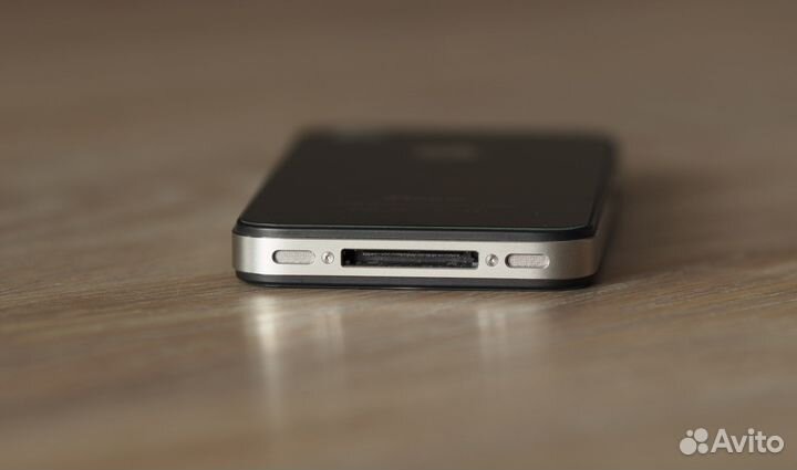 iPhone 4S, 16 ГБ