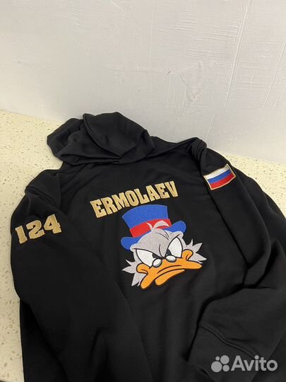 Вышивка на изделиях