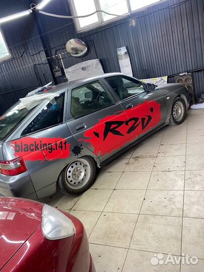 Наклейки на автомобили