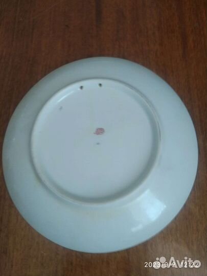 Настенная тарелка