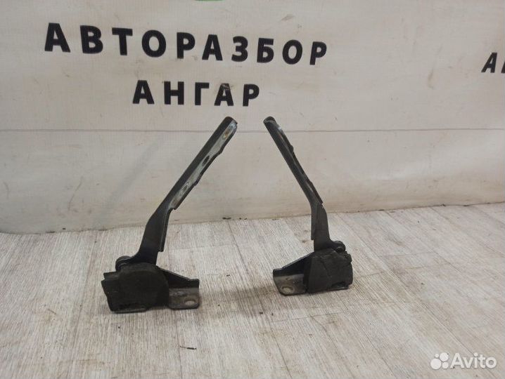 Петля капота Mitsubishi Lancer 9 CS3A 4G18 2005