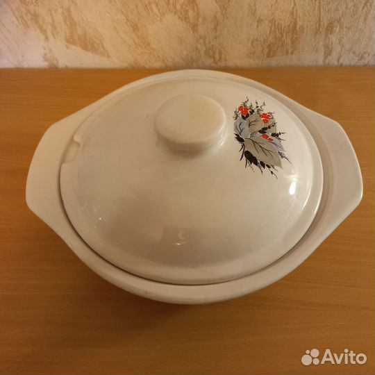 Супница времен СССР, фарфор