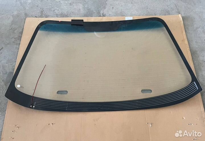 Лобовое стекло (с подогревом) на Hyundai Santa Fe