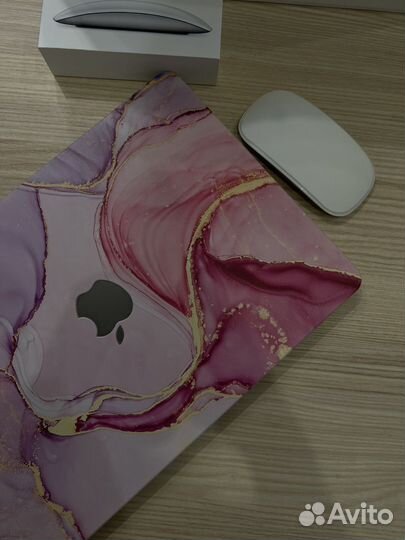 Ноутбук Apple MacBook Air 13.6 (M2, 8GB/256GB)