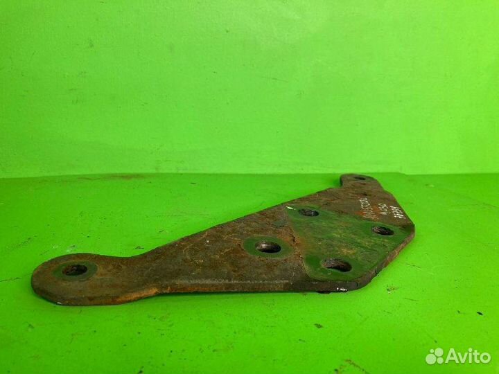 Кронштейн замка кабины RVI premium