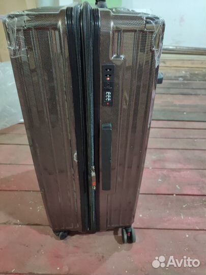 Чемодан на колесах бу