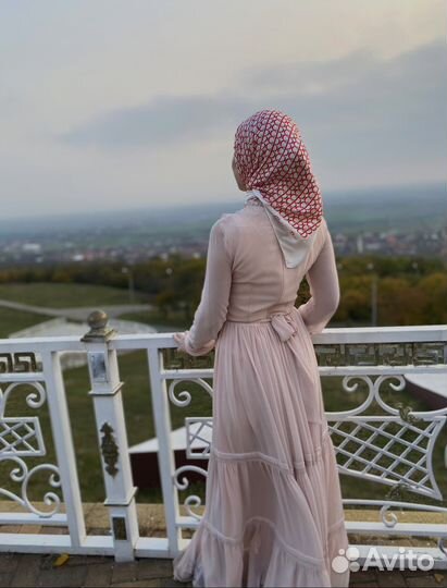 Вечернее платье