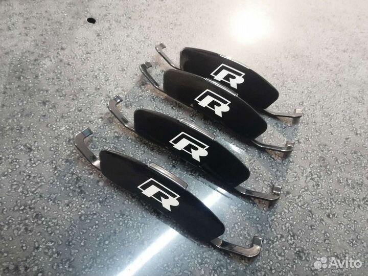 Накладки суппорта vag audi skoda R golf R ate