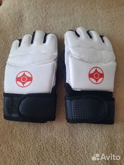 Перчатки для каратэ киокушинкай